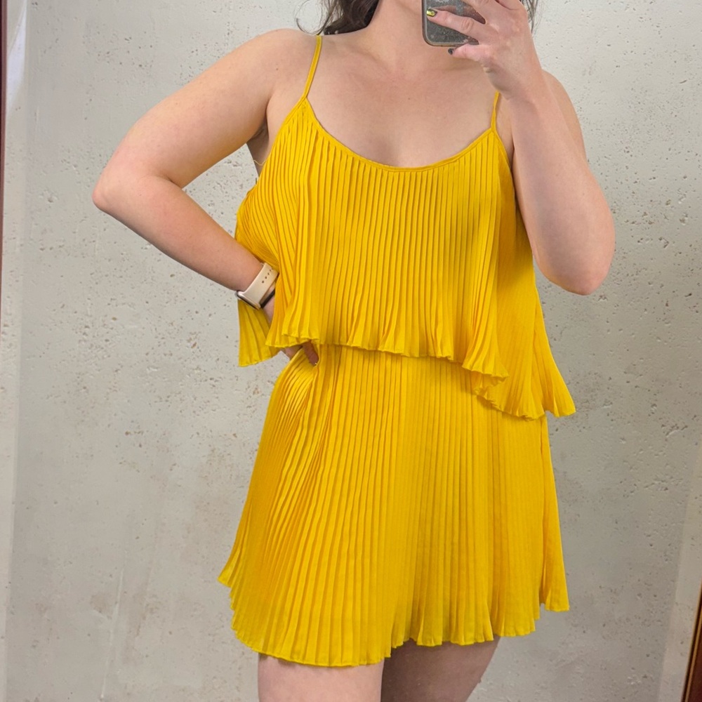 REVOLVE superdown Tawnie Cami Dress in Yellow Vibrant Pleated Sleeveless Size S - Picture 6 of 13